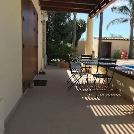 Villa Villa Amurusanza - Dependance Con Piscina Triscina